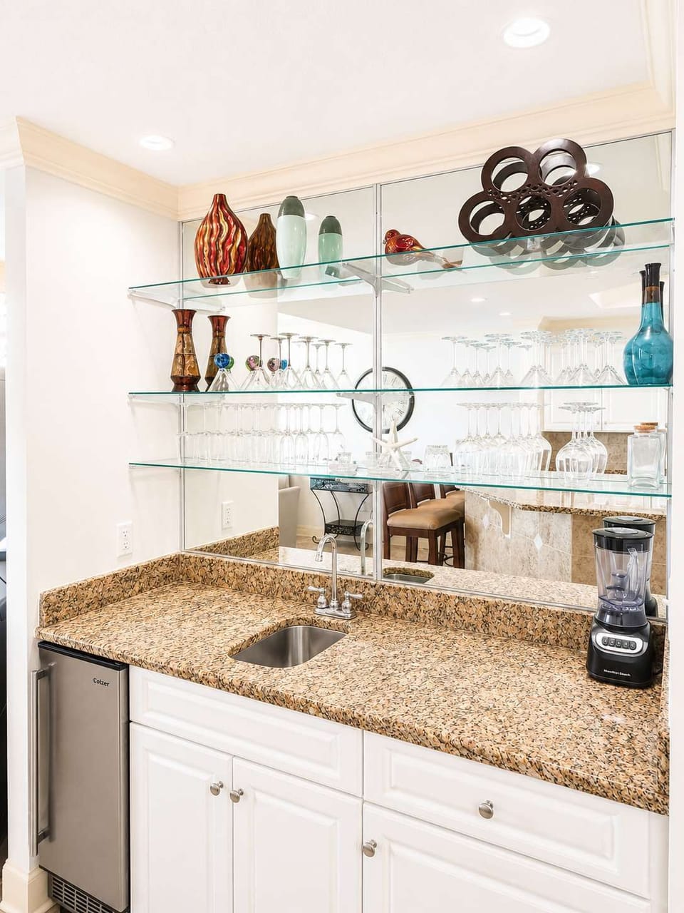 Wet Bar with Ice Maker 