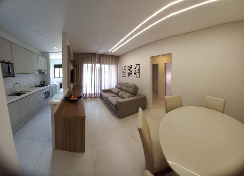 Comfort Apartment, Balcony, Pool View | Interior