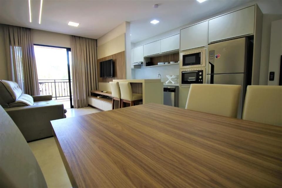 Comfort Apartment, Balcony, Pool View | Interior