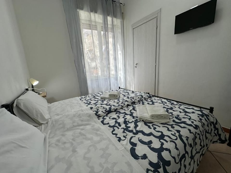 Camera 4