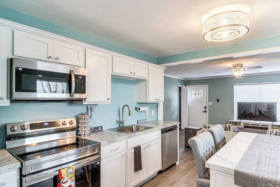 House (3 Bedrooms) | Interior