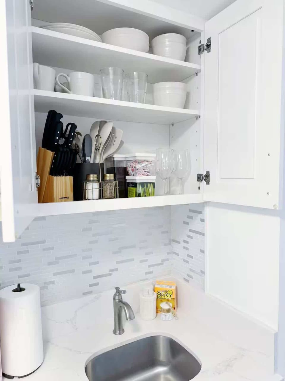 House, Pool Access, Canal View (1 Bedroom) | Private kitchen | Fridge, microwave, stovetop, coffee/tea maker