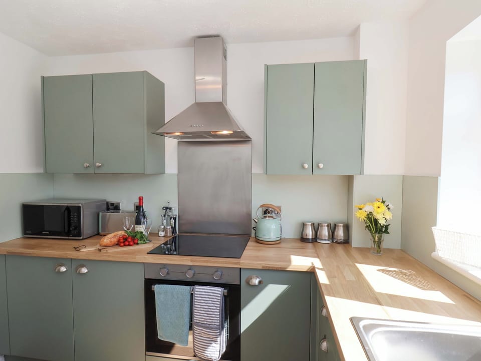 Cottage | Private kitchen | Cookware/dishes/utensils