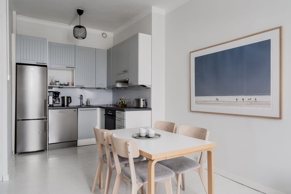 Standard Apartment, Sea View | Private kitchen | Full-size fridge, microwave, oven, stovetop