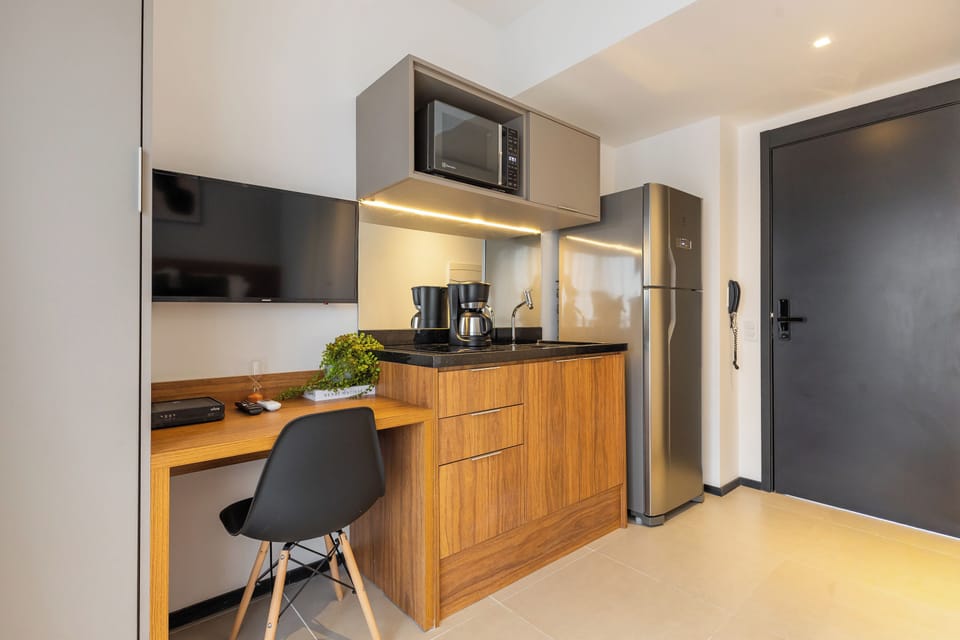 Premium Apartment, 1 Double Bed, Kitchen, City View | Private kitchen | Full-size fridge, microwave, stovetop, espresso maker