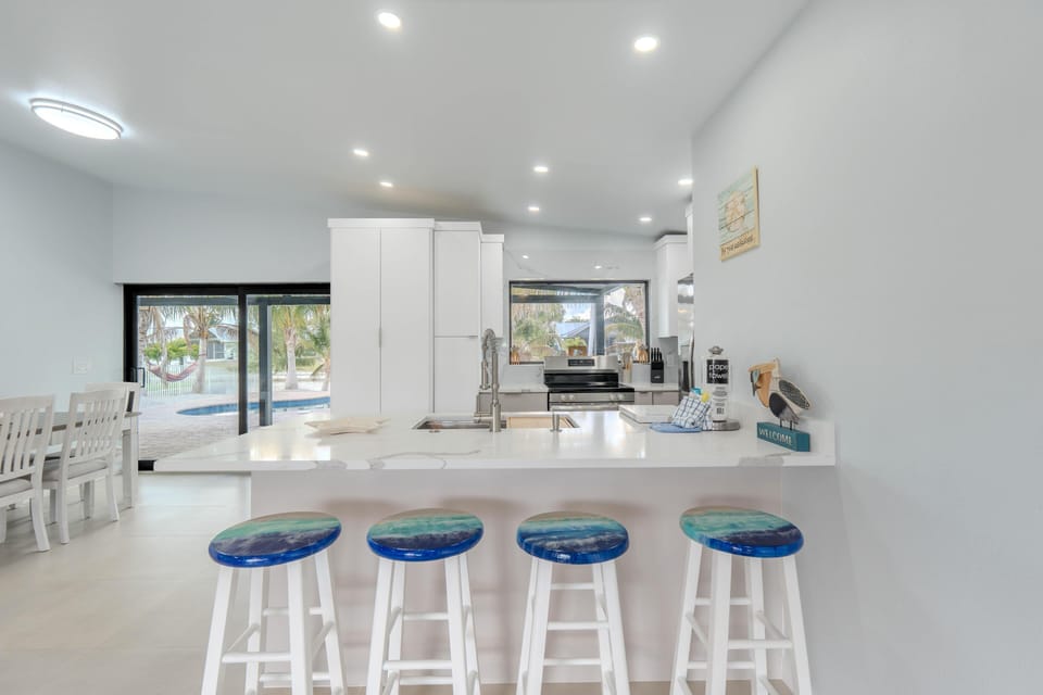 House, Multiple Beds (The Splash Pad) | Private kitchen