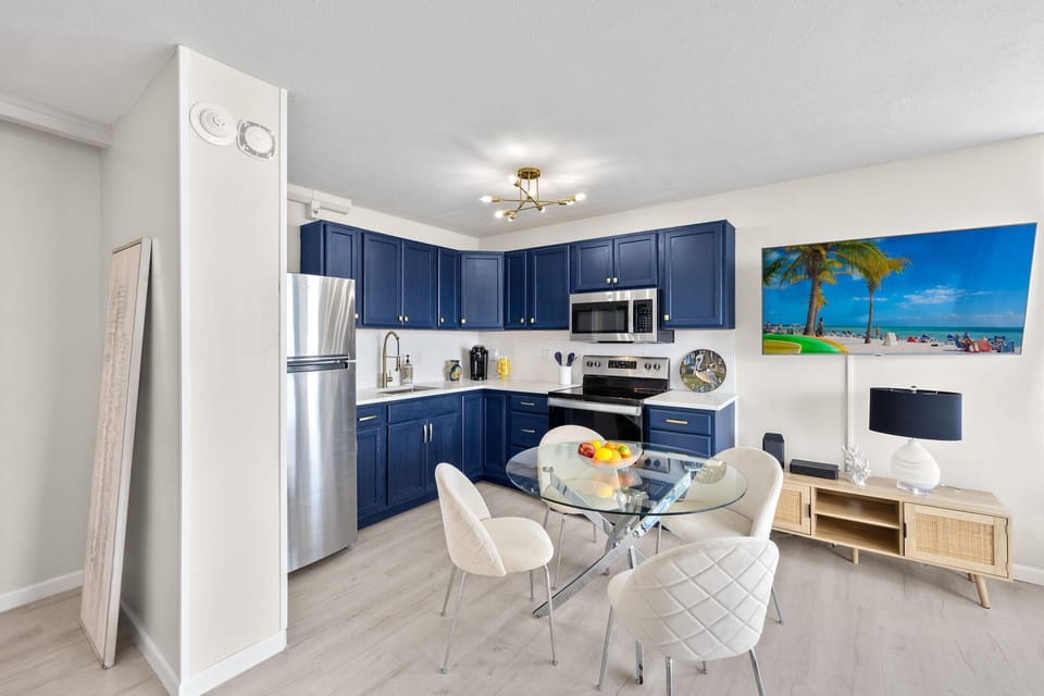 Condo, 1 King Bed with Sofa bed (Estero Beach & Tennis 1102-A) | Private kitchen | Oven, toaster