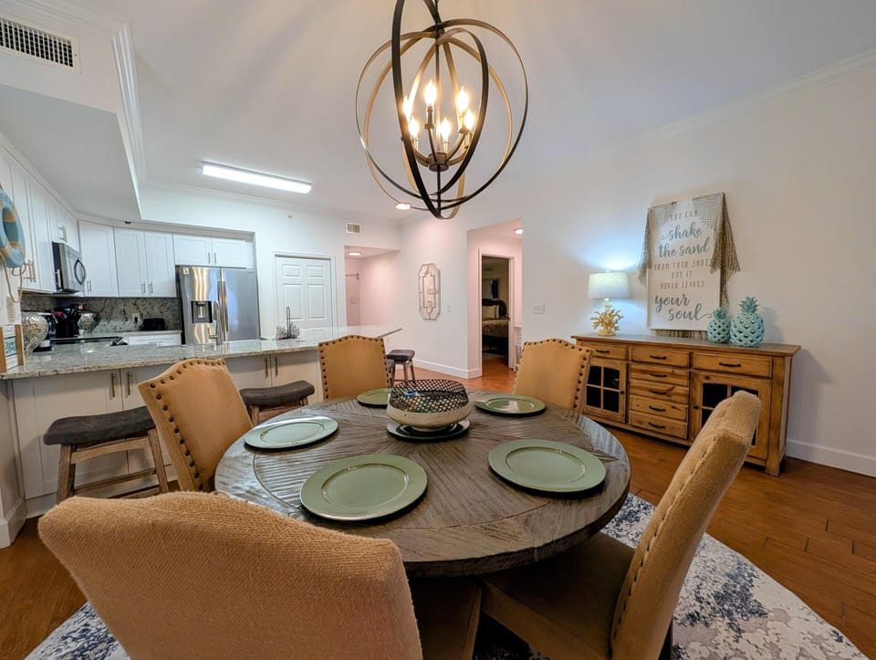 Dining room table seats 5