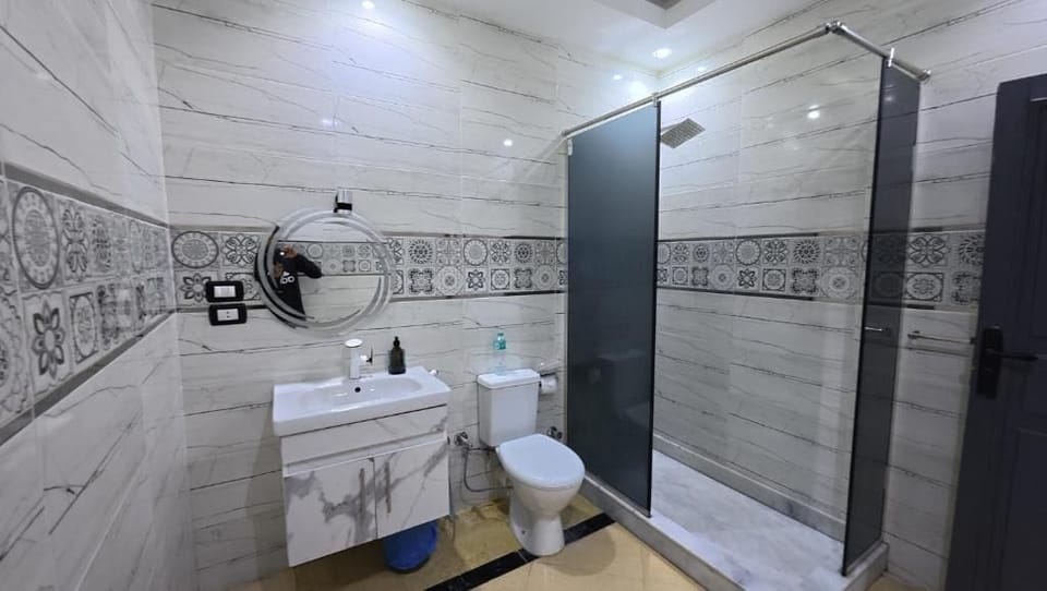 Family Suite, Balcony | Bathroom | Rainfall showerhead, free toiletries, hair dryer, slippers