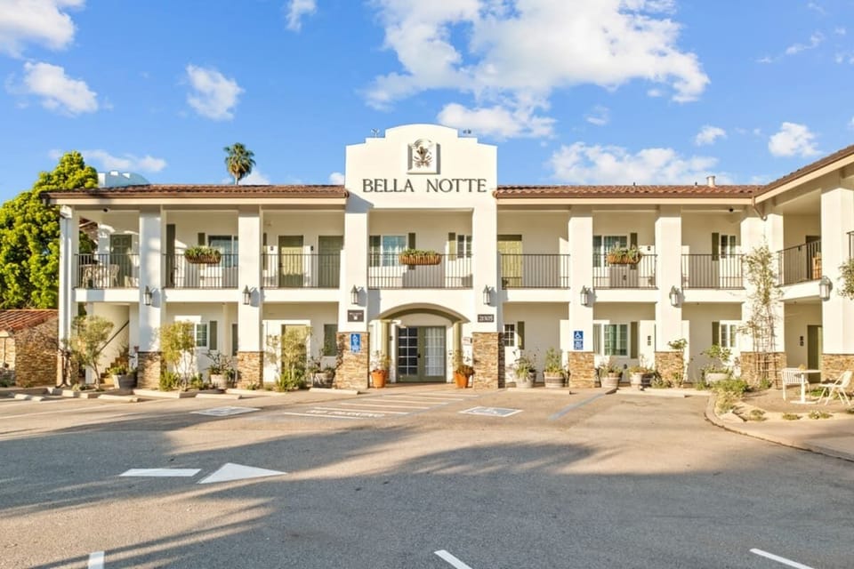 Prime Santa Cruz coastal location with charming curb appeal.