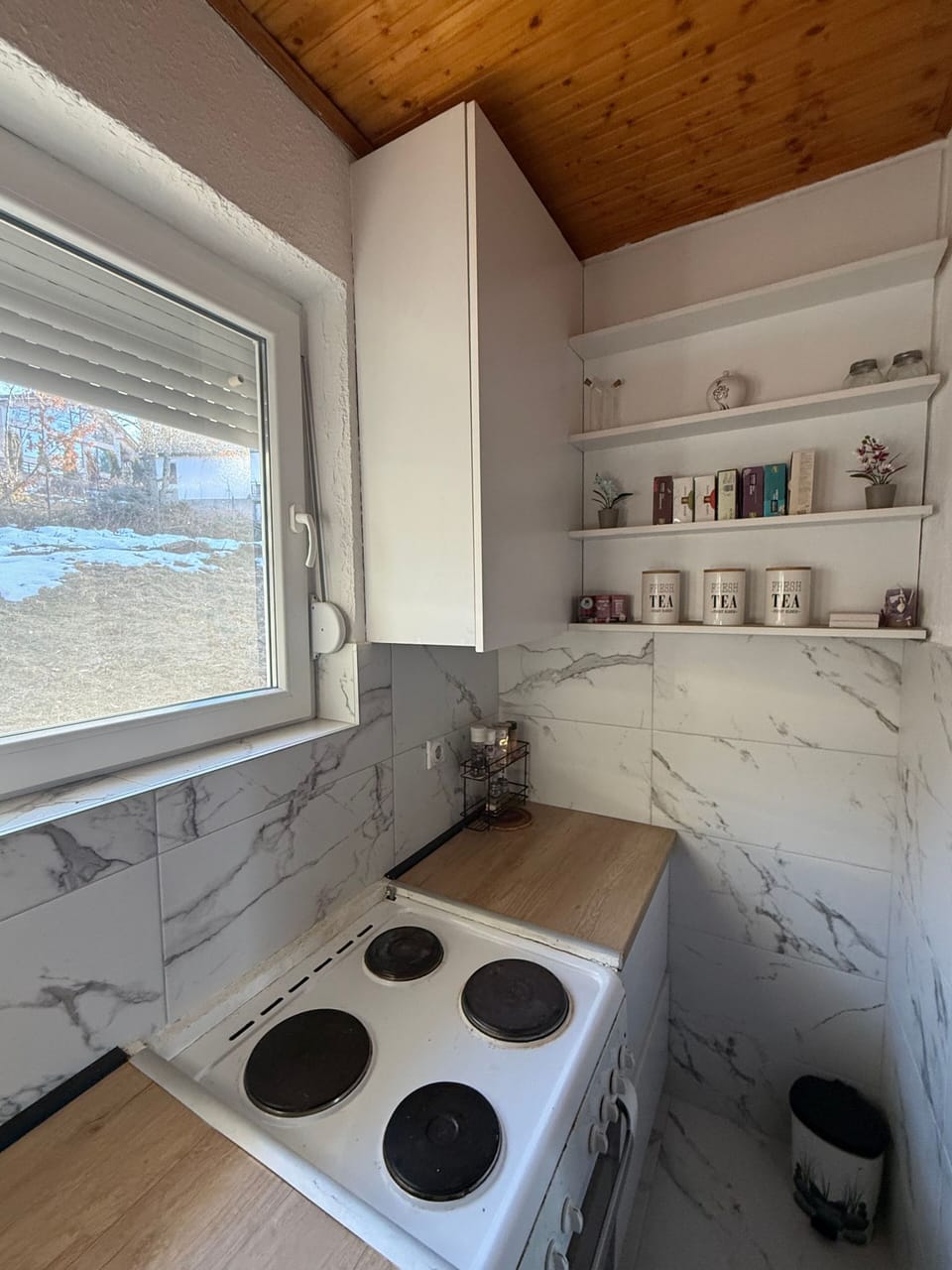 Chalet, 2 Bedrooms, Balcony, Lake View | Interior