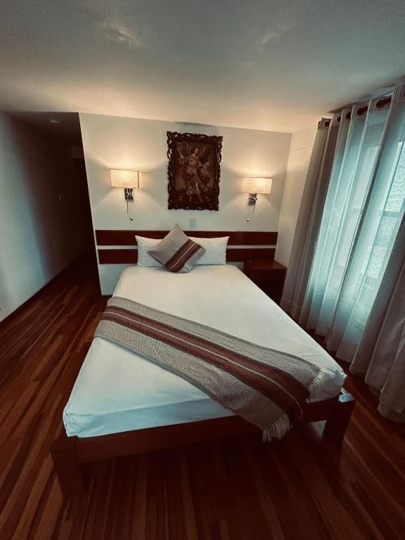 In-room safe, free WiFi