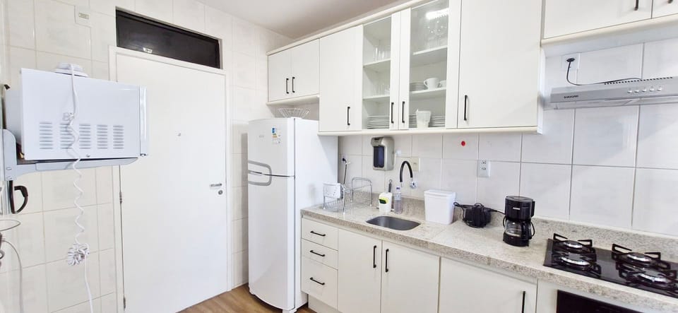 Apartment | Private kitchen | Fridge, microwave, oven, stovetop