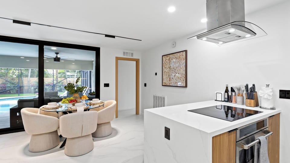 House (4 Bedrooms) | Interior