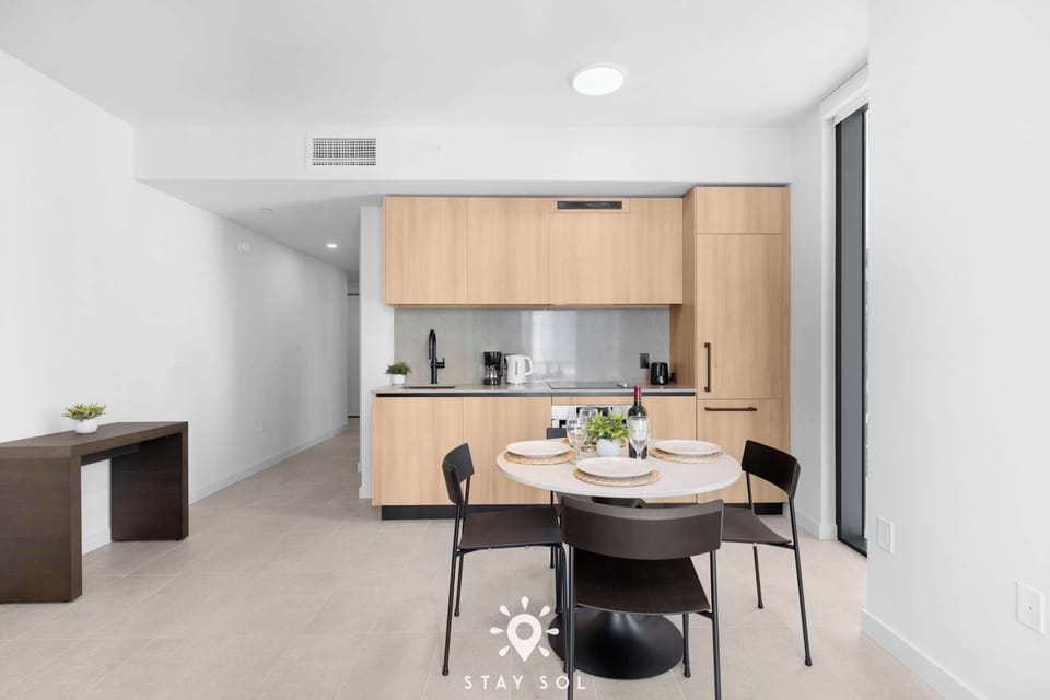 Living room - Kitchen - Open layout 