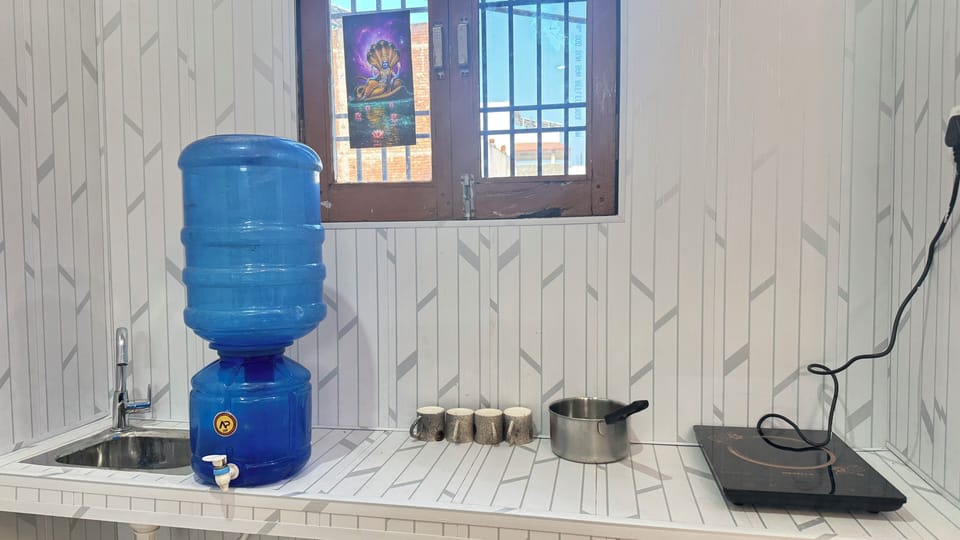 Cookware/dishes/utensils