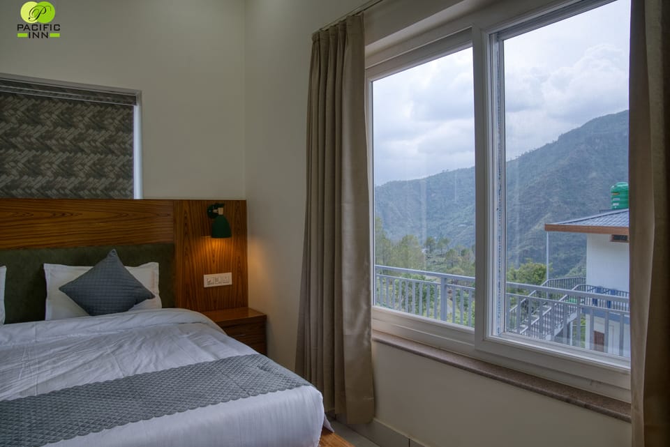Deluxe Double Room, Valley View | Free WiFi