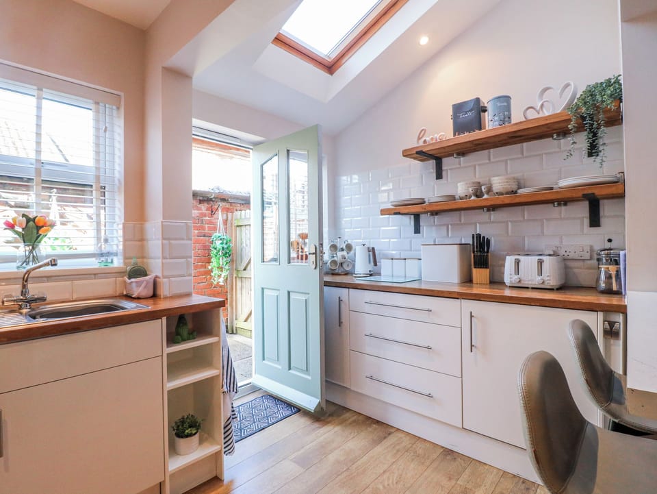 Cottage | Interior