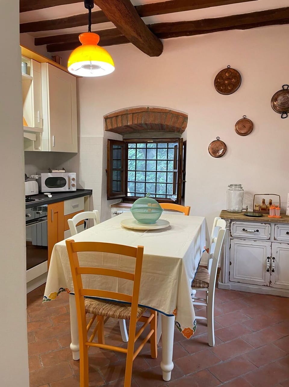 Autumn, Kitchen, Spring, Summer