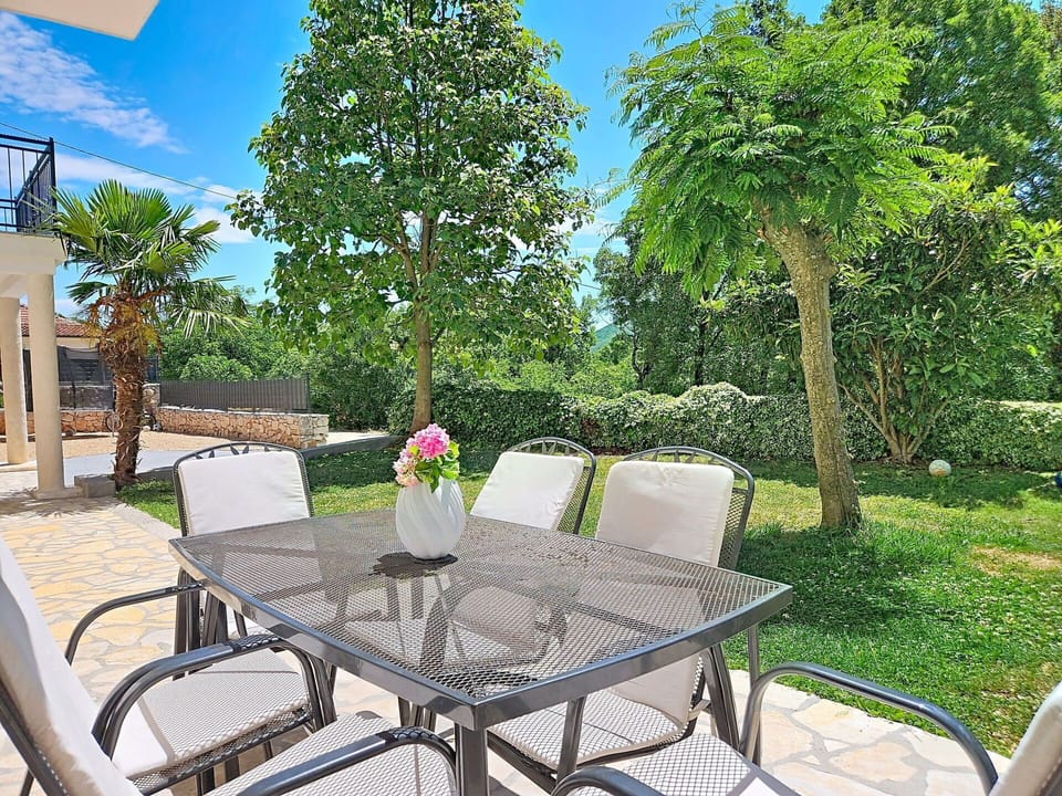 Furniture, Outdoor Furniture, Chair, Garden, Outdoor Table, Shade, Landscaping, Eco Hotel, Resort, Patio