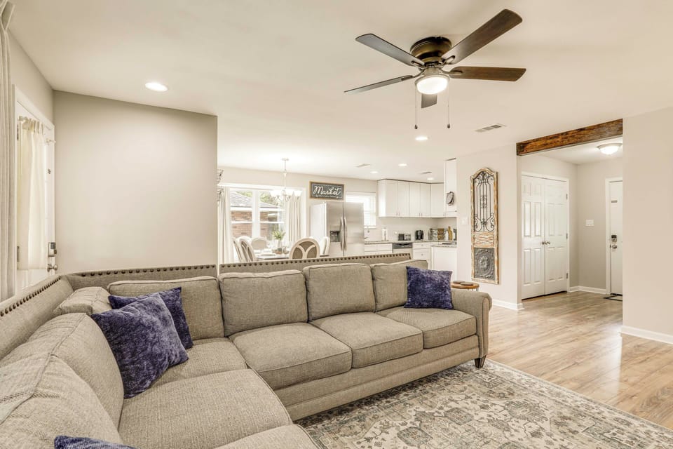 House (3 Bedrooms) | Interior
