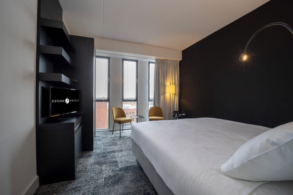 Unit with 2 Twin size beds