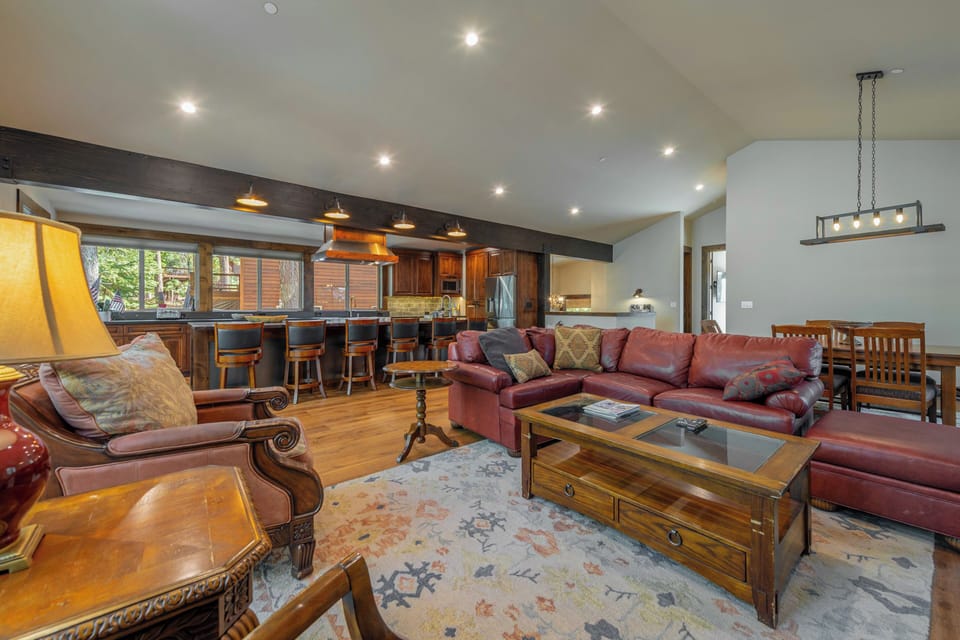 House (4 Bedrooms) | Interior