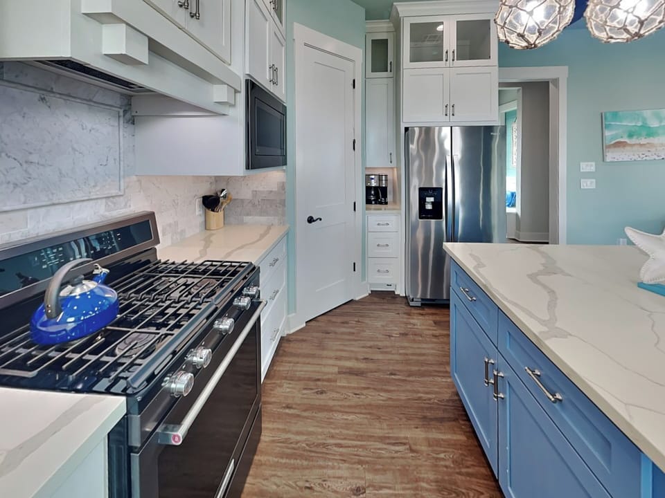 Full Kitchen