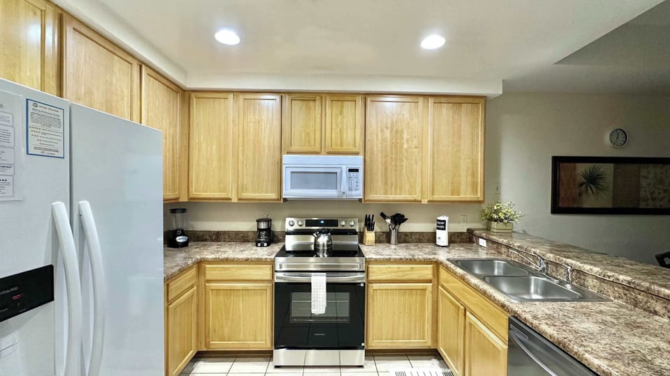 Condo, Multiple Beds, Patio (Stay Tropical At Caribe Cove) | Private kitchen