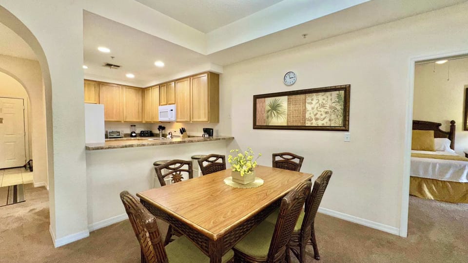 Condo, Multiple Beds, Patio (Stay Tropical At Caribe Cove) | Dining