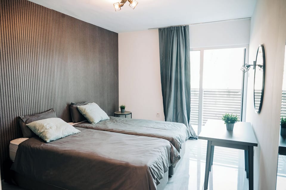 Superior Twin Room, Balcony, City View