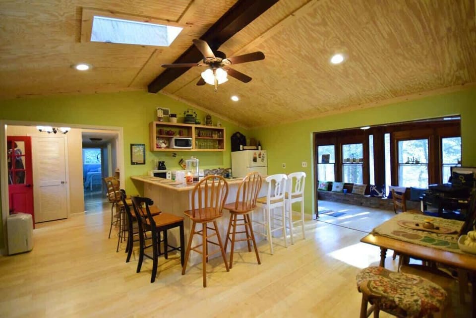 Fully equipped kitchen w/ large island & bar seating for easy group meals