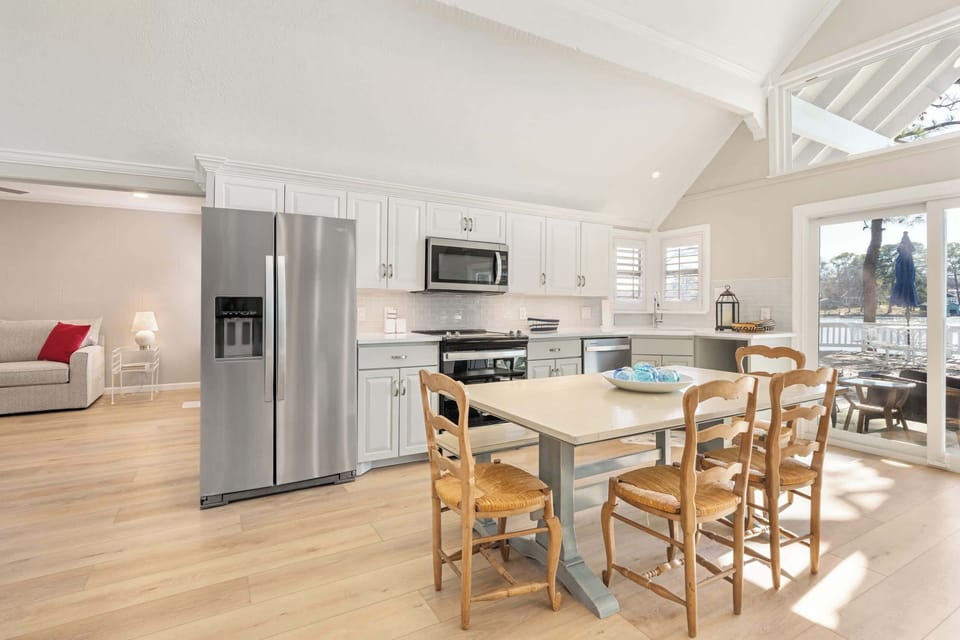 Large kitchen perfect for family gatherings.