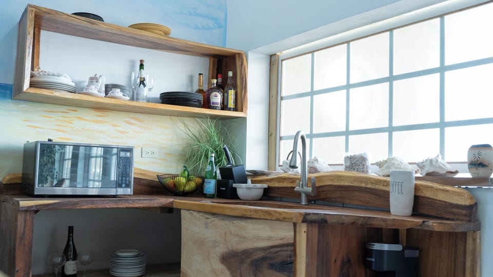 Apartment, 2 Bedrooms, Ocean View | Living area