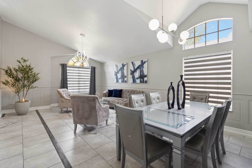 Design House, 4 Bedrooms, Lanai | Dining