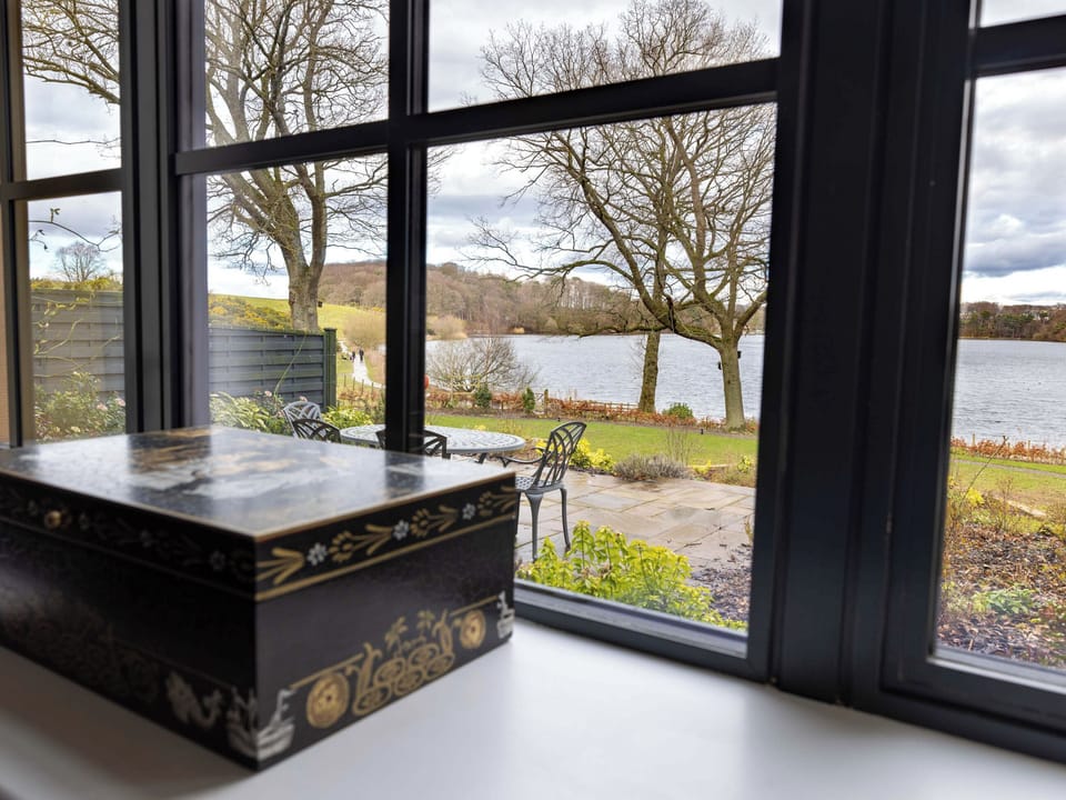 Wild Thyme, Brampton