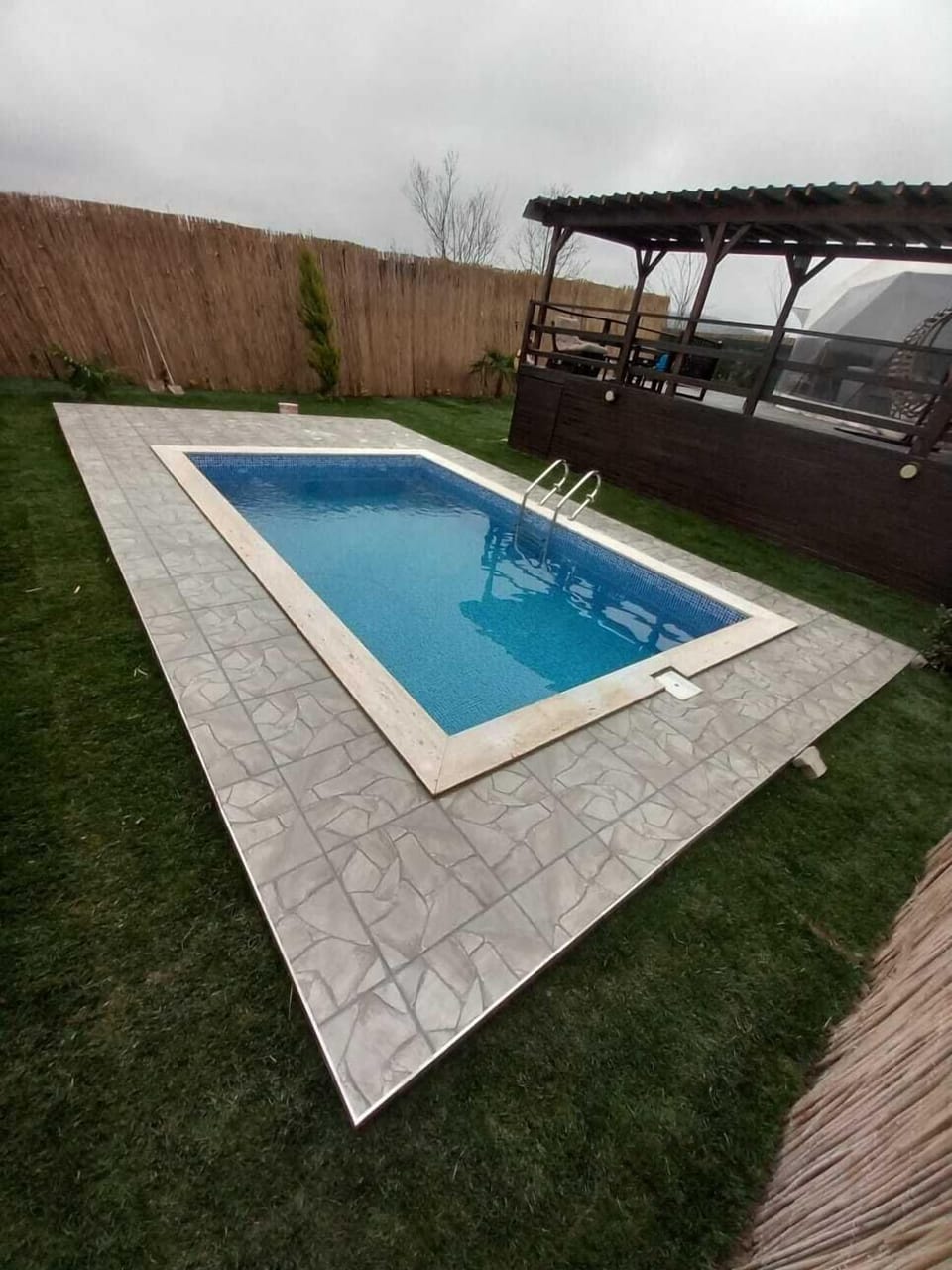 Isitmali Havuz jakuzili 2 kisilik kahvalti | Private pool