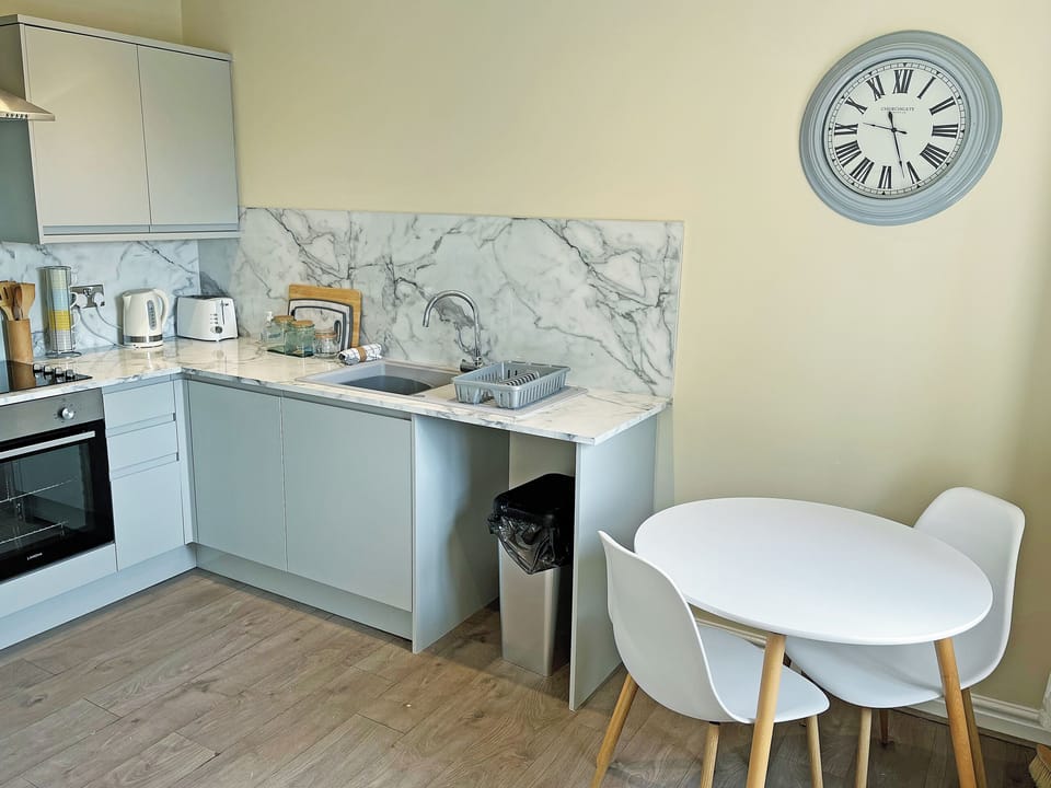 Kitchen/diner | Hawthorn Cottage - Hillcrest Country Park, Caldwell, Richmond