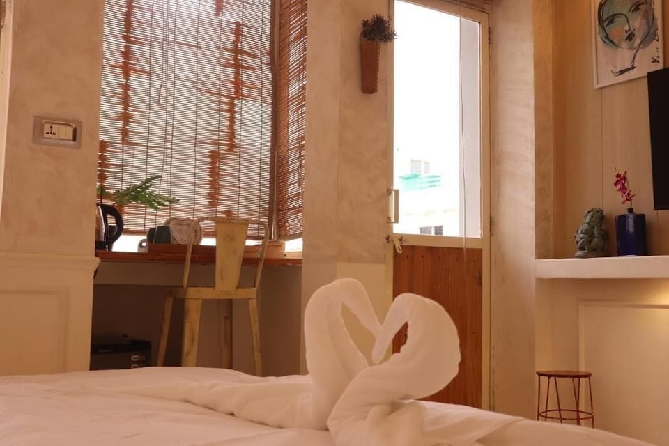 Superior Double Room, Balcony, Lake View | Iron/ironing board, free WiFi