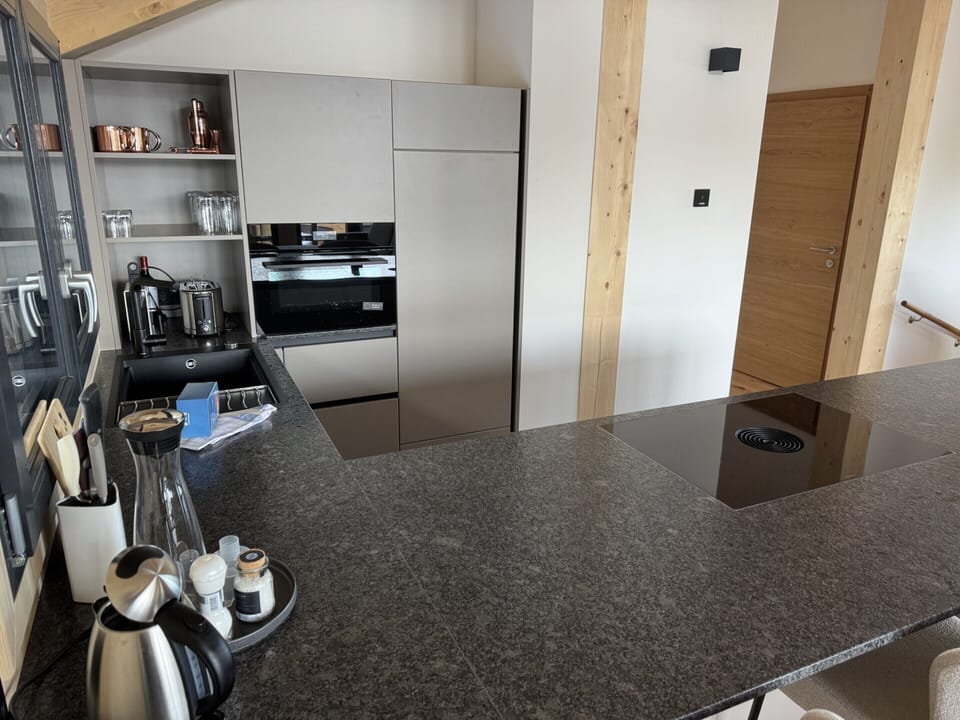 Chalet | Private kitchen | Cookware/dishes/utensils