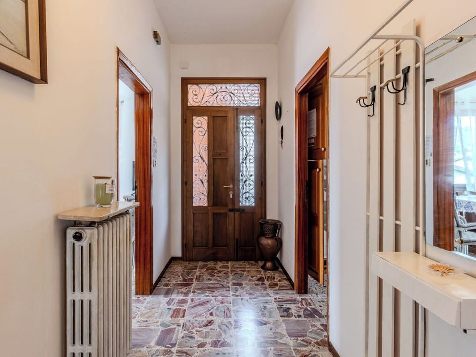 Flooring, Wall, Floor, Interior Design, Wood, Door, Wood Flooring, Ceiling, Lighting, Home
