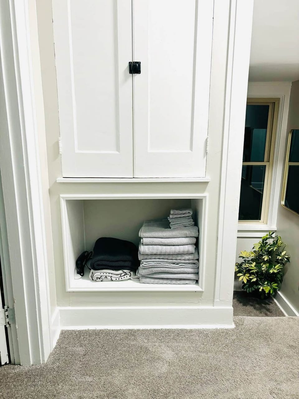 linen and towel station