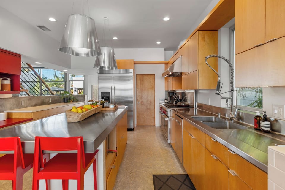 Large Gourmet Kitchen For All Your Cooking Needs.