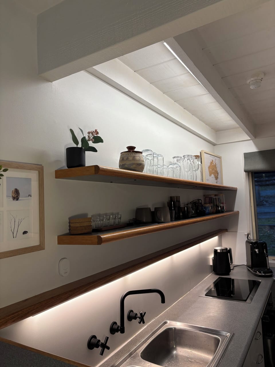 Fully equipped kitchen. Induction cook top and oven with air fry.