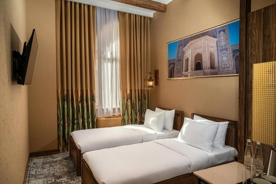 Egyptian cotton sheets, premium bedding, minibar, soundproofing