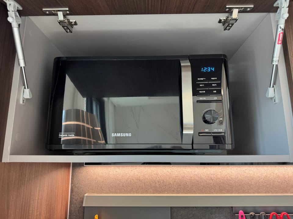 Microwave