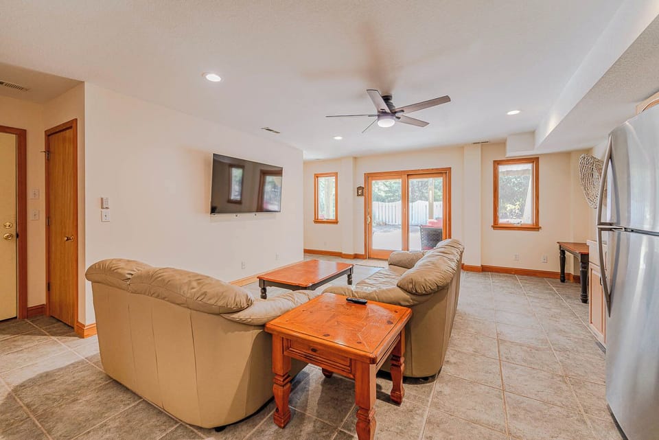 Ground Level Living Area w/Wet Bar