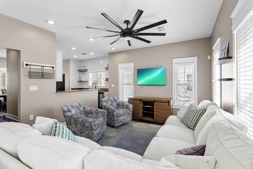 The Sandtrap Living Room Alt 2