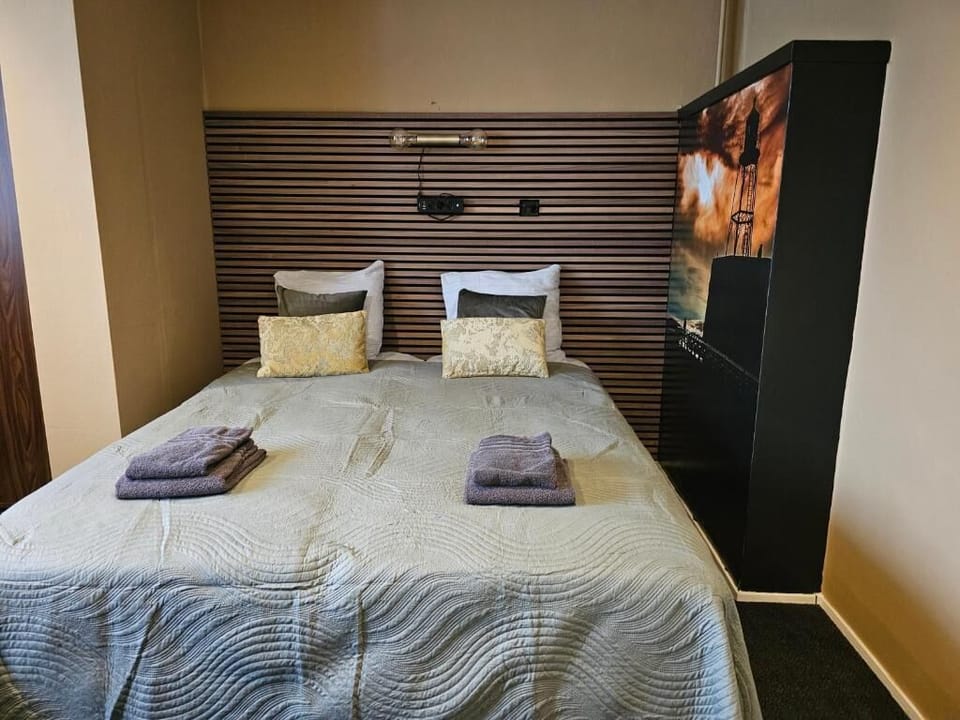 Comfort Twin Room, Balcony | In-room safe, desk, free WiFi
