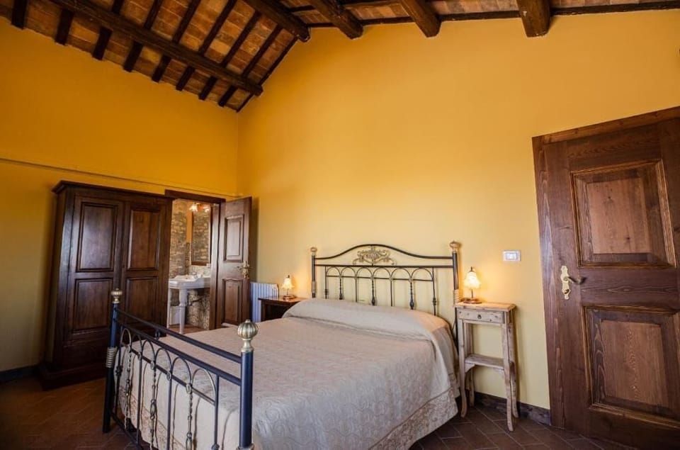 Superior Double Room, Balcony, Sea View | Desk, laptop workspace, free WiFi